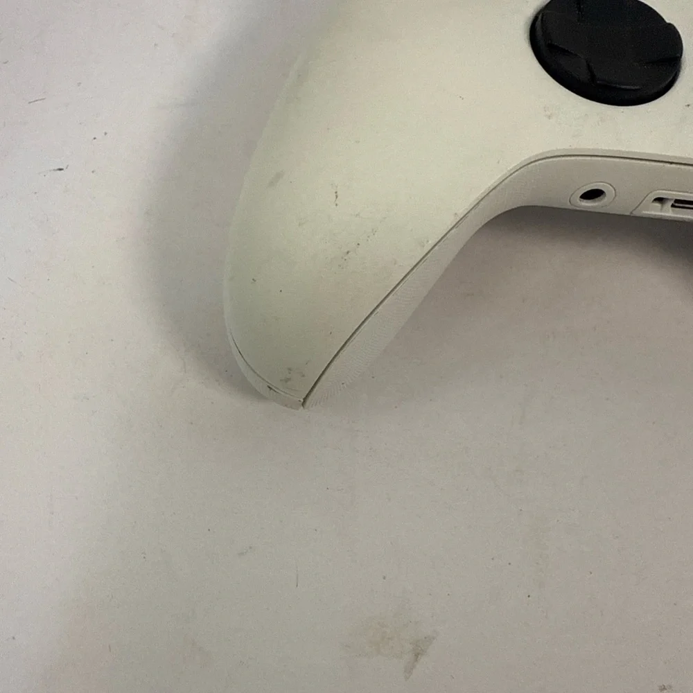 Microsoft Wireless Controller for Xbox Series X/S - Robot White No battery